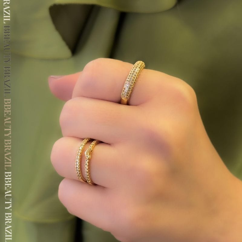 BAnel meia aliança cravejada em zirconias